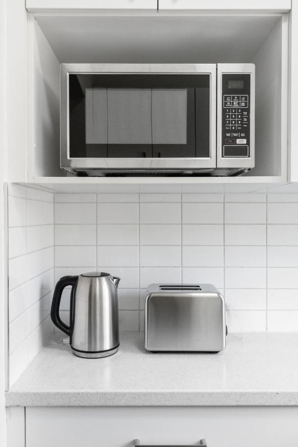 Burwood New 2 Bedroom 2 Bath Apt Free Parking Sydney Eksteriør billede